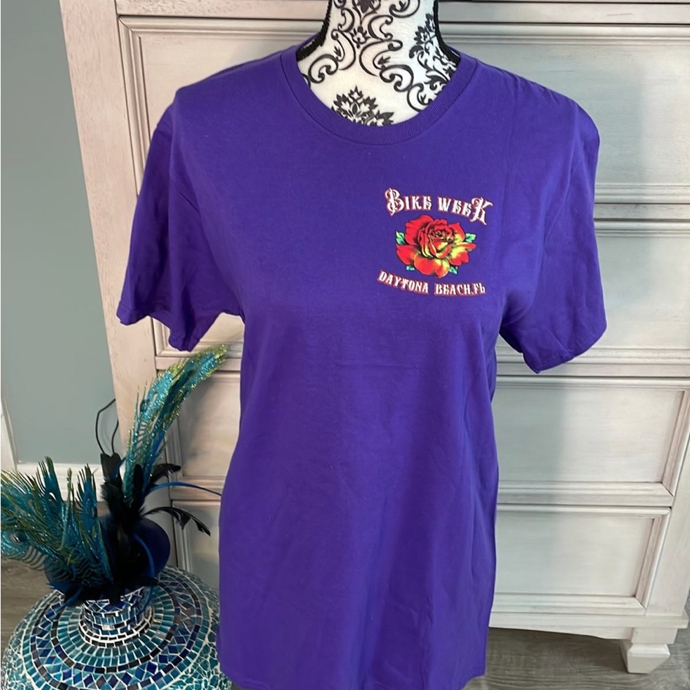 Women’s vibrant purple with roses Daytona bike week 2023 t shirt med - Picture 5 of 6